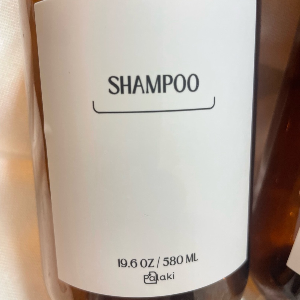 Shampoo, Body Wash & Conditioner Set . Empty bottles to place your products in. - Picture 2 of 6